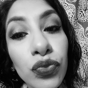 Meet your Posher, Rocio